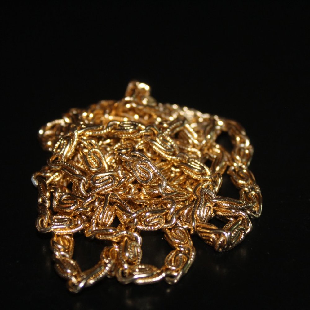 Gold 32" Linked Chain Beautiful Double Or Single - image 5
